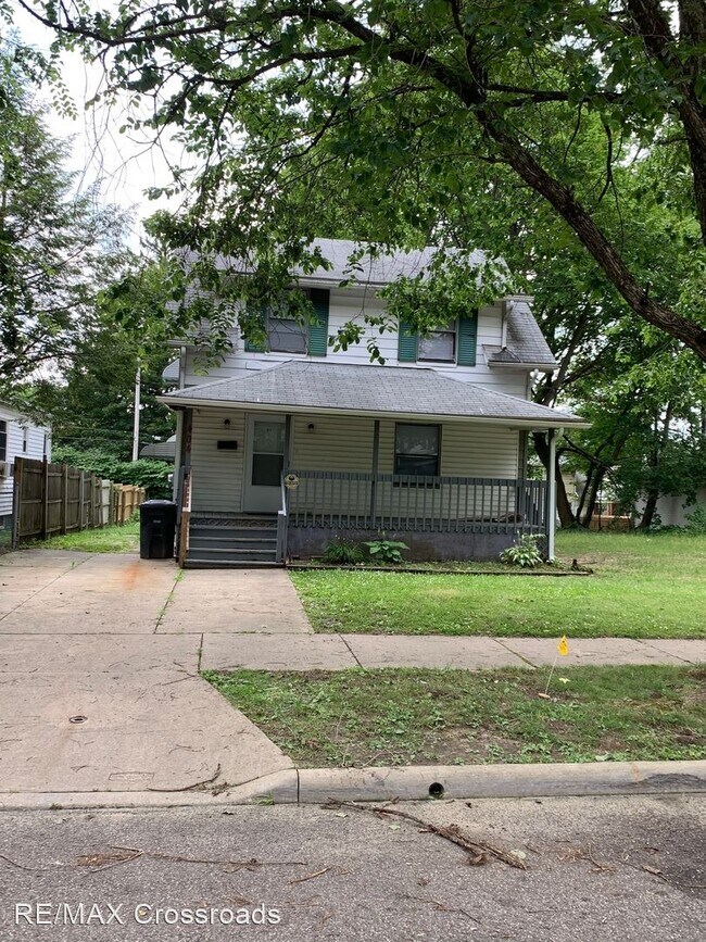 Primary Photo - 3 br, 1 bath House - 404 Noah Ave.