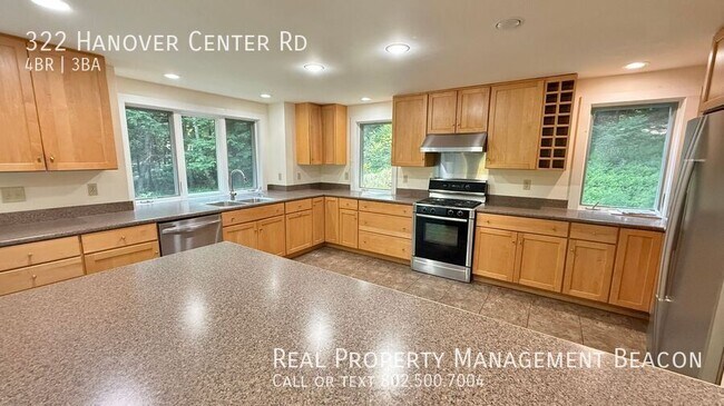 Building Photo - 322 Hanover Center Rd
