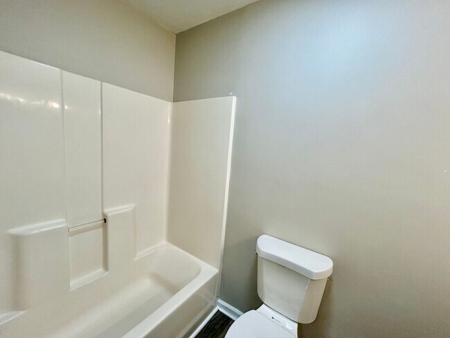 Building Photo - 219 Simba Way