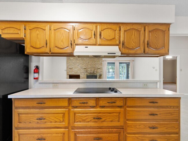 Building Photo - Gorgeous 3 bed room 2 bath in Decatur