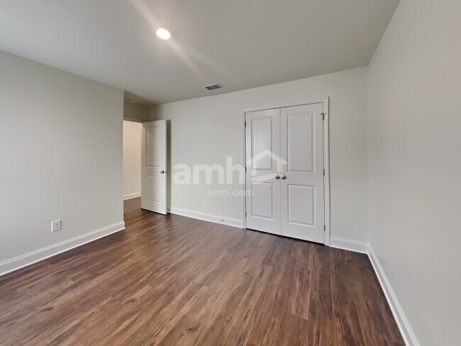 Building Photo - 821 Headland Way