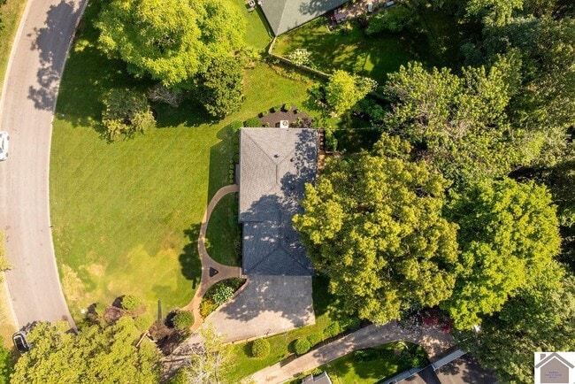 Building Photo - 51 Martin Cir