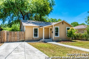 Building Photo - 2122 W Wildwood Dr