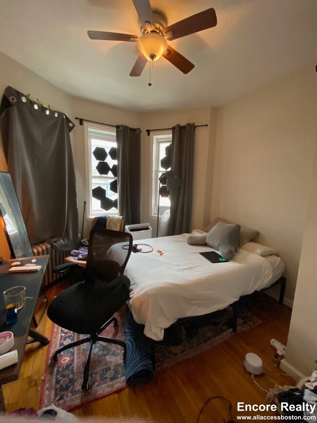 Building Photo - 1189 Commonwealth Ave