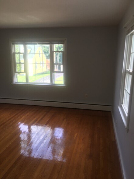 Building Photo - 35 Boston Ave