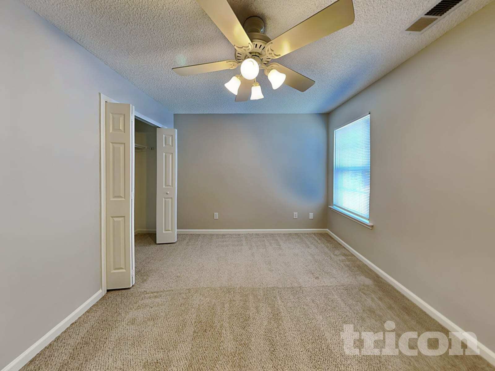 Building Photo - 312 Buckthorne Dr