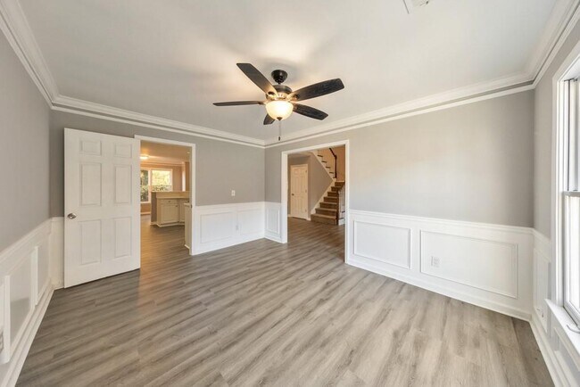 Building Photo - 4804 Thicket Path NW