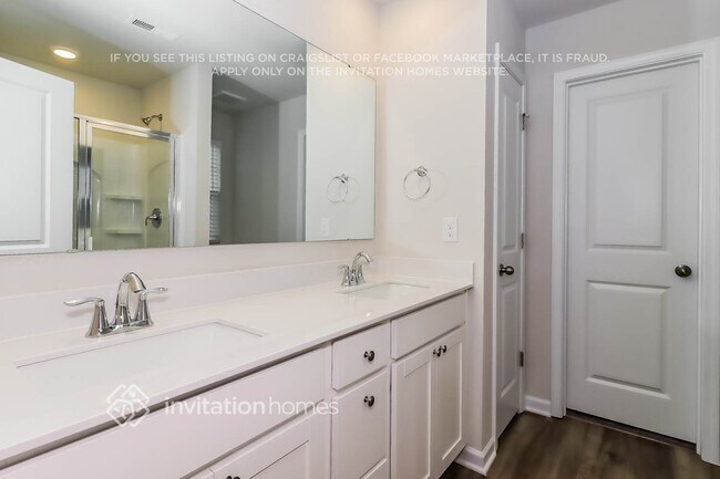 Building Photo - 133 Hazelnut Wy