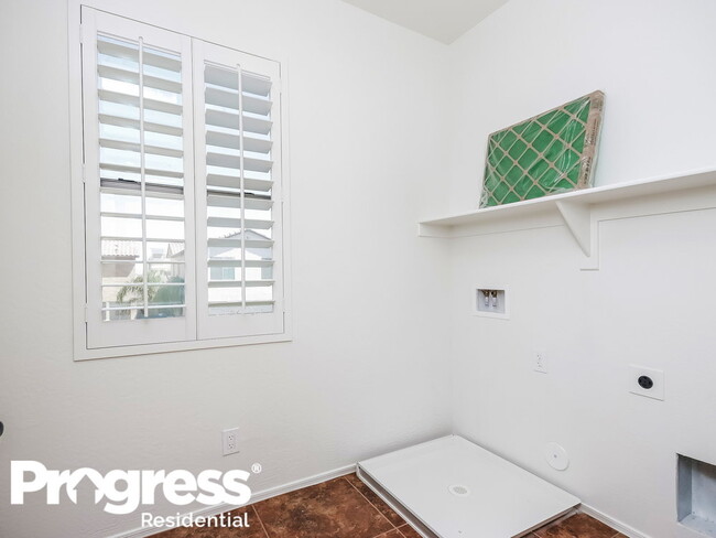 Building Photo - 3580 S Ranger Trail