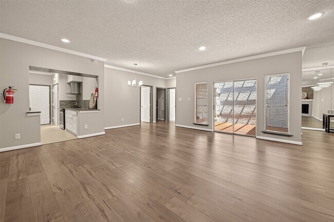 Building Photo - 4024 Breakwood Dr