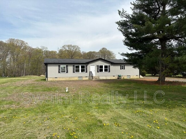 Primary Photo - 1165 Bayview Rd