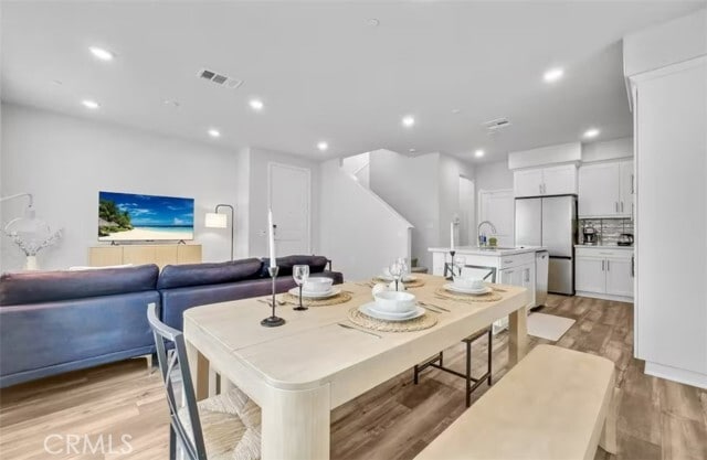 Building Photo - 1424 Prairie Rose