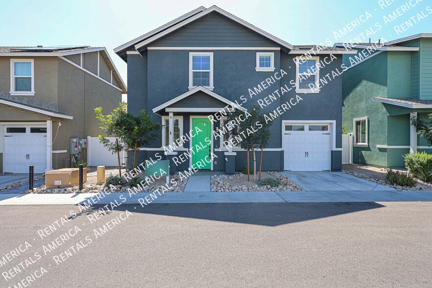 Building Photo - 16875 N 12th St