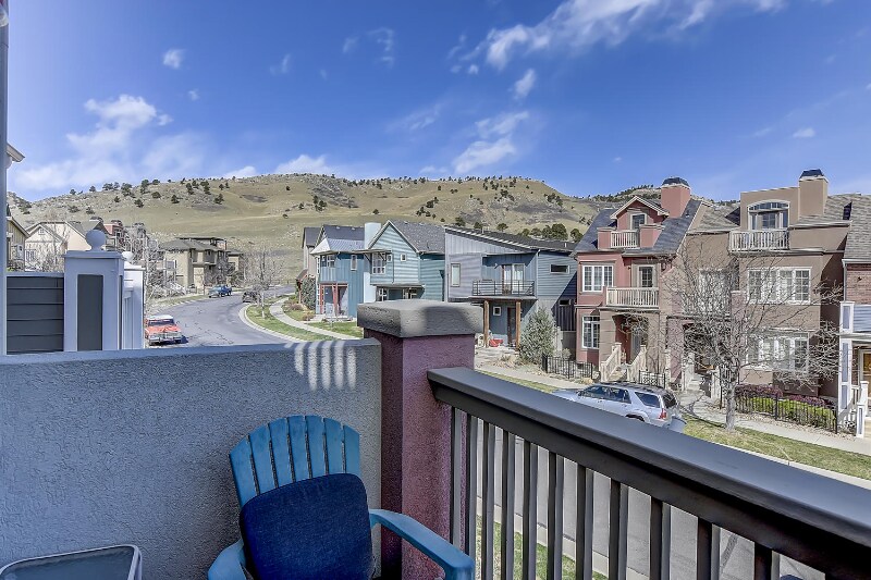 Building Photo - 440 Laramie Blvd