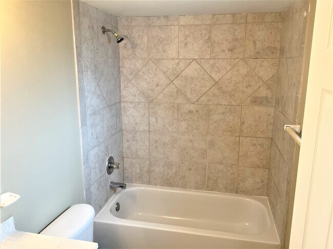 Building Photo - 5442 Fulmar Dr