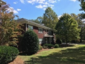 Building Photo - 361 Mills Ave