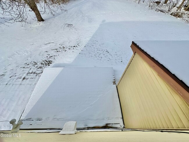 Building Photo - 31 Suncrest Dr