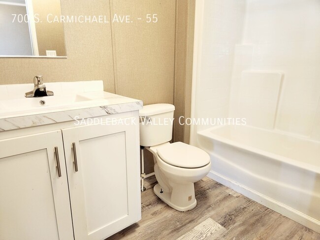 Building Photo - 700 S Carmichael Ave