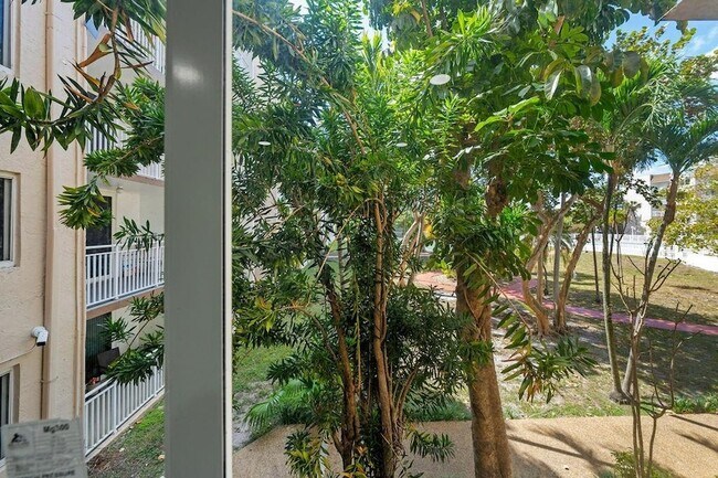 Building Photo - 6930 NW 186th St