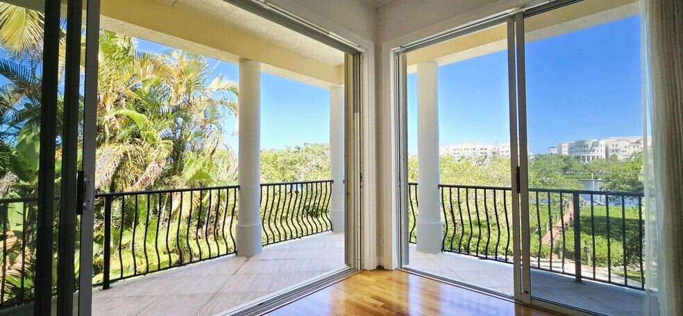 Building Photo - 111 Fishermans Way