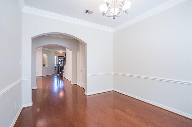 Building Photo - 13307 Olive Trce