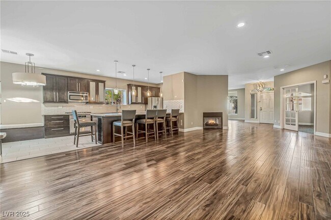 Building Photo - 2583 Mizzoni Cir