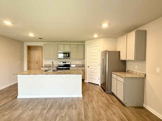 Building Photo - 10365 Zenyatta Lp