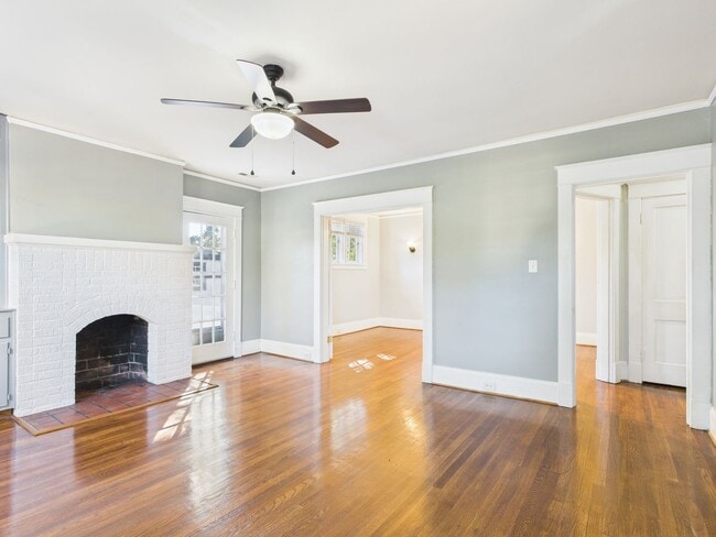 Building Photo - 4222 Chamberlayne Ave