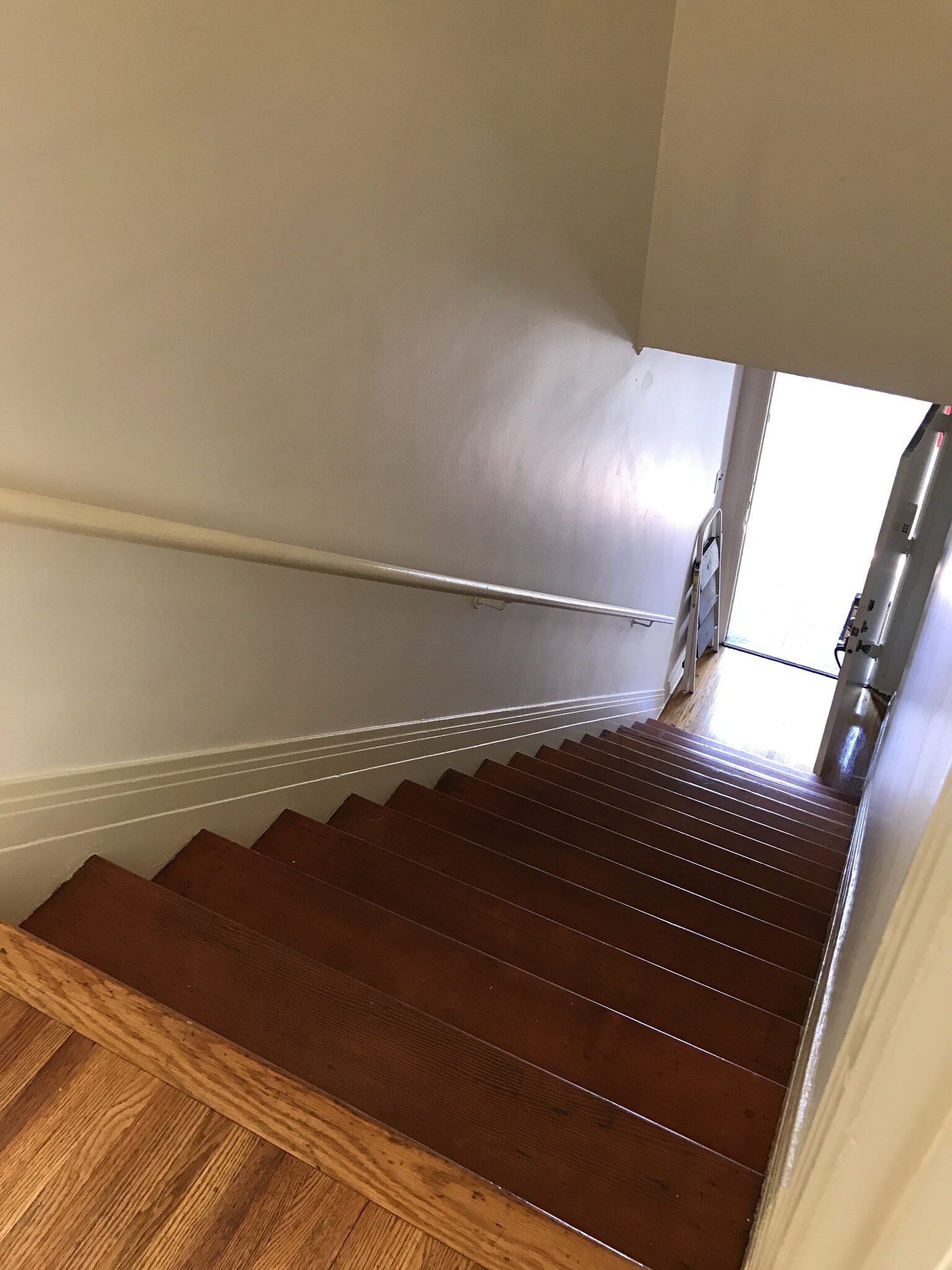 Stair Entrance - 416 N Orange Grove Ave