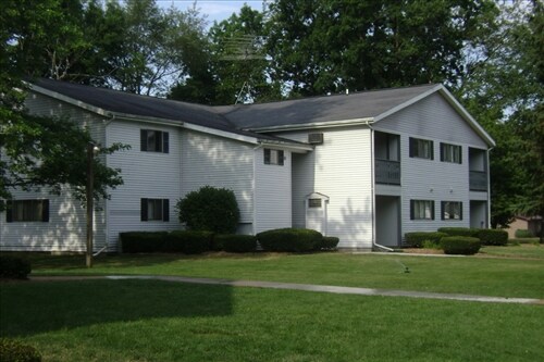 Primary Photo - Woodland Apartments