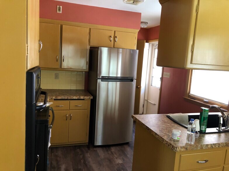 Building Photo - 4075 N 85th St