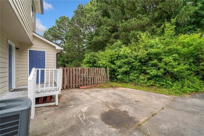 Building Photo - 112 Woodberry Ct