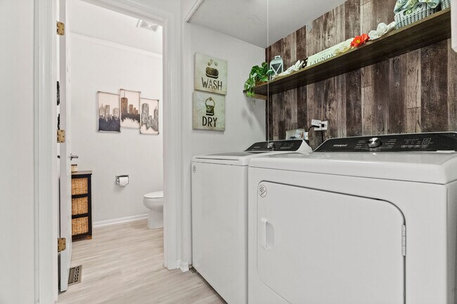 Building Photo - 257 Indian Ridge Ln