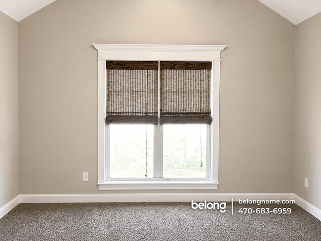 Building Photo - 312 Loneoak Trl