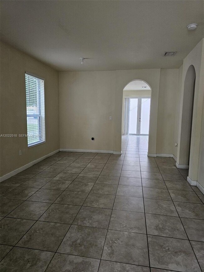 Building Photo - 9530 SW 171st Ct