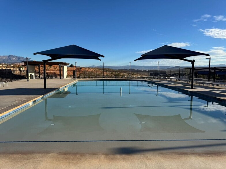 Building Photo - 1706 Ripple Rock Dr