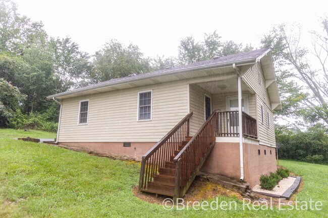 Building Photo - 1651 C V Johnson Rd