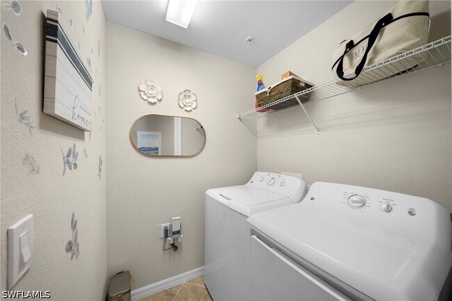 Building Photo - 28011 Bridgetown Ct