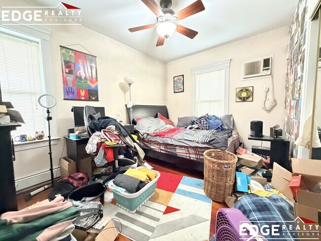 Building Photo - 5 Delaware Pl