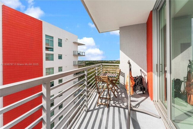 Building Photo - 7875 NW 107th Ave