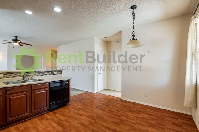 Building Photo - LEASE PENDING – PLEASE APPLY AT YOUR OWN D...