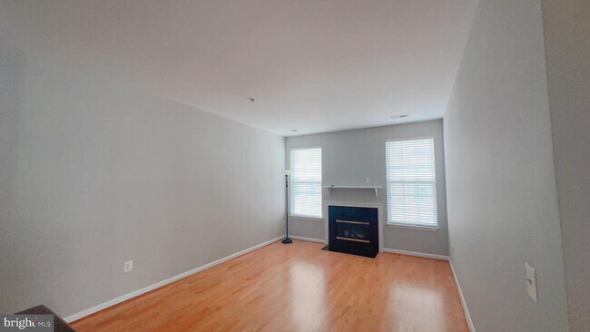 Building Photo - 4191 Lochleven Tr