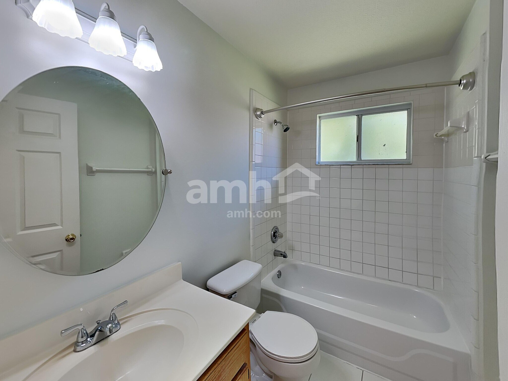 Building Photo - 2700 Darwin Ct