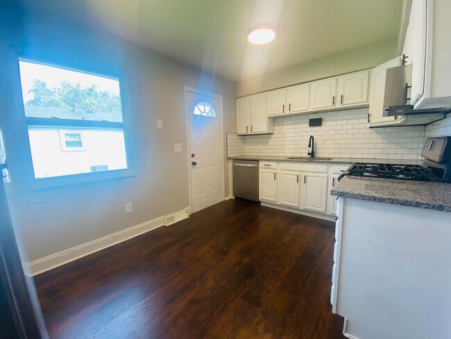 Building Photo - 5254 Karl Rd