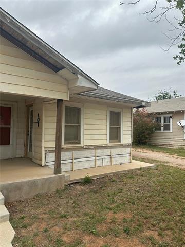 Building Photo - 1732 Avenue J