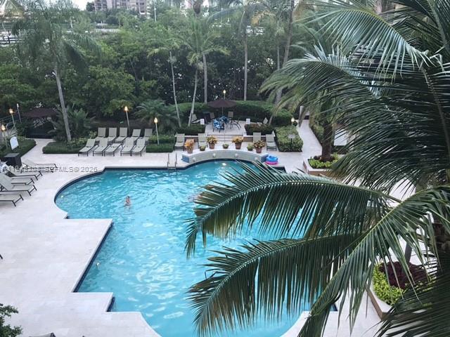 Building Photo - 19901 E Country Club Dr