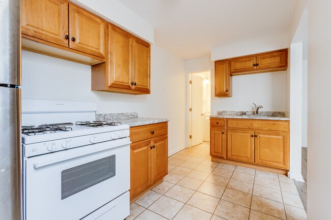 Building Photo - 525 Washington Ave