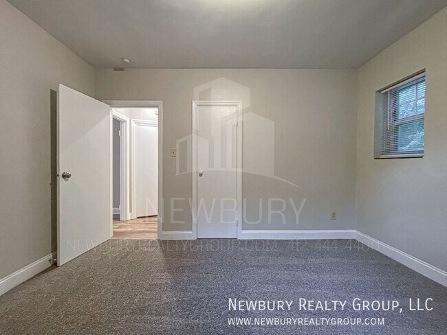 Building Photo - 313 San Juan Dr