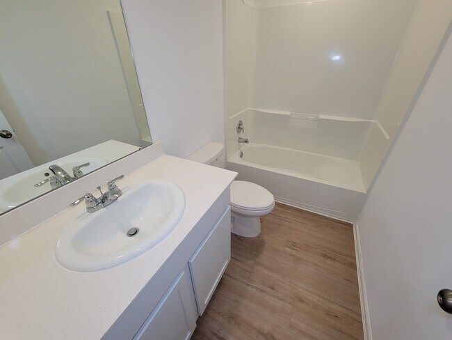 Building Photo - 314 Hbr Bnd Ct