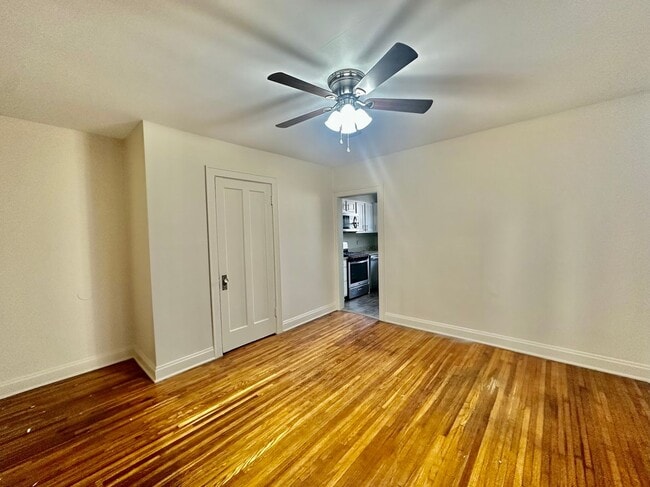 Building Photo - 66 W California Ave